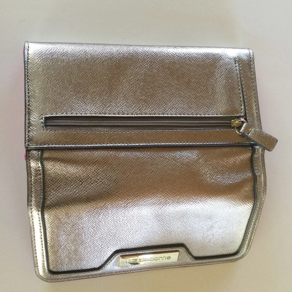 Liz Claiborne liz claiborne